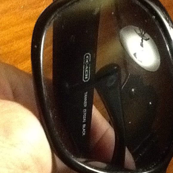 Coach sunglasses - Picture 7 of 8